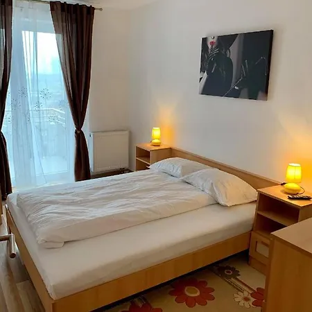 Апартаменти Coresi Avantagrden 35