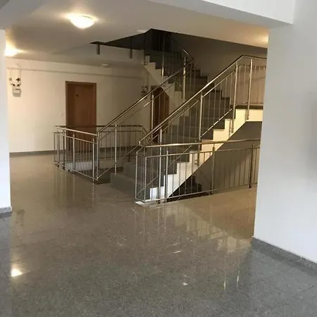 Coresi Avantagrden 35 *